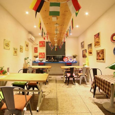 Luoyang Heartland International Youth Hostel Extérieur photo