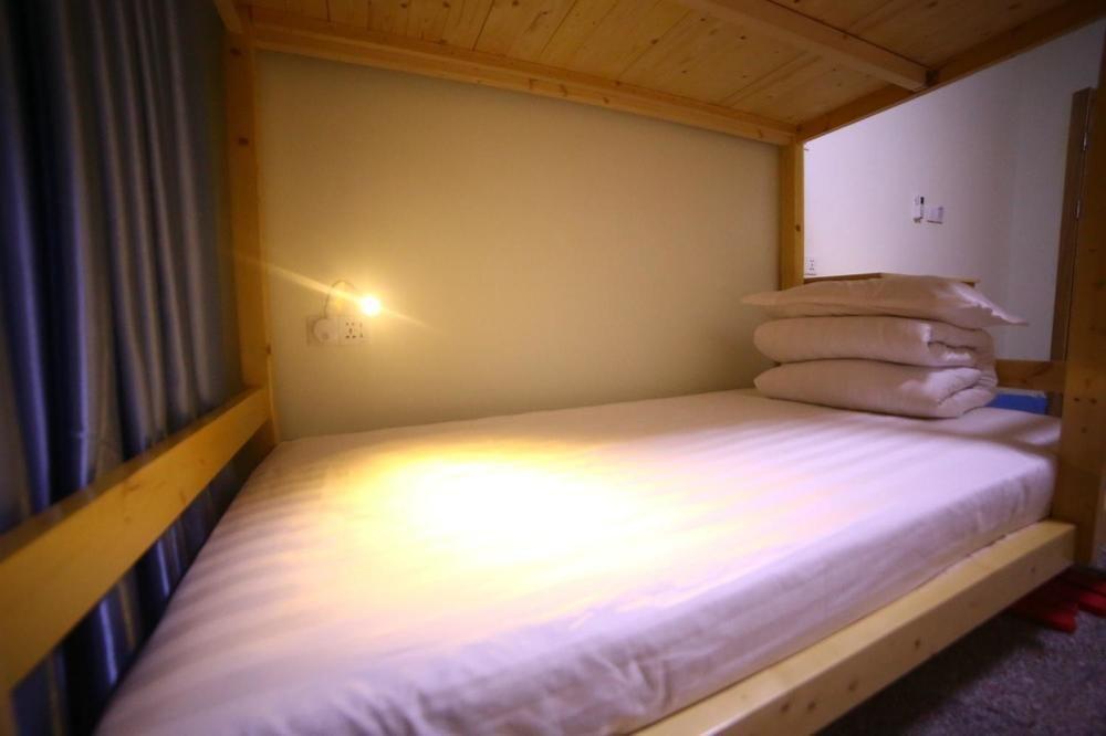 Luoyang Heartland International Youth Hostel Extérieur photo