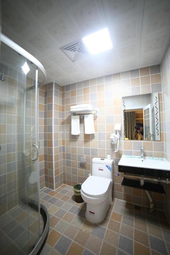 Luoyang Heartland International Youth Hostel Extérieur photo