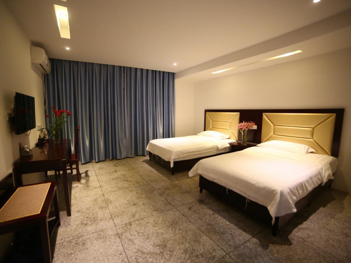 Luoyang Heartland International Youth Hostel Extérieur photo